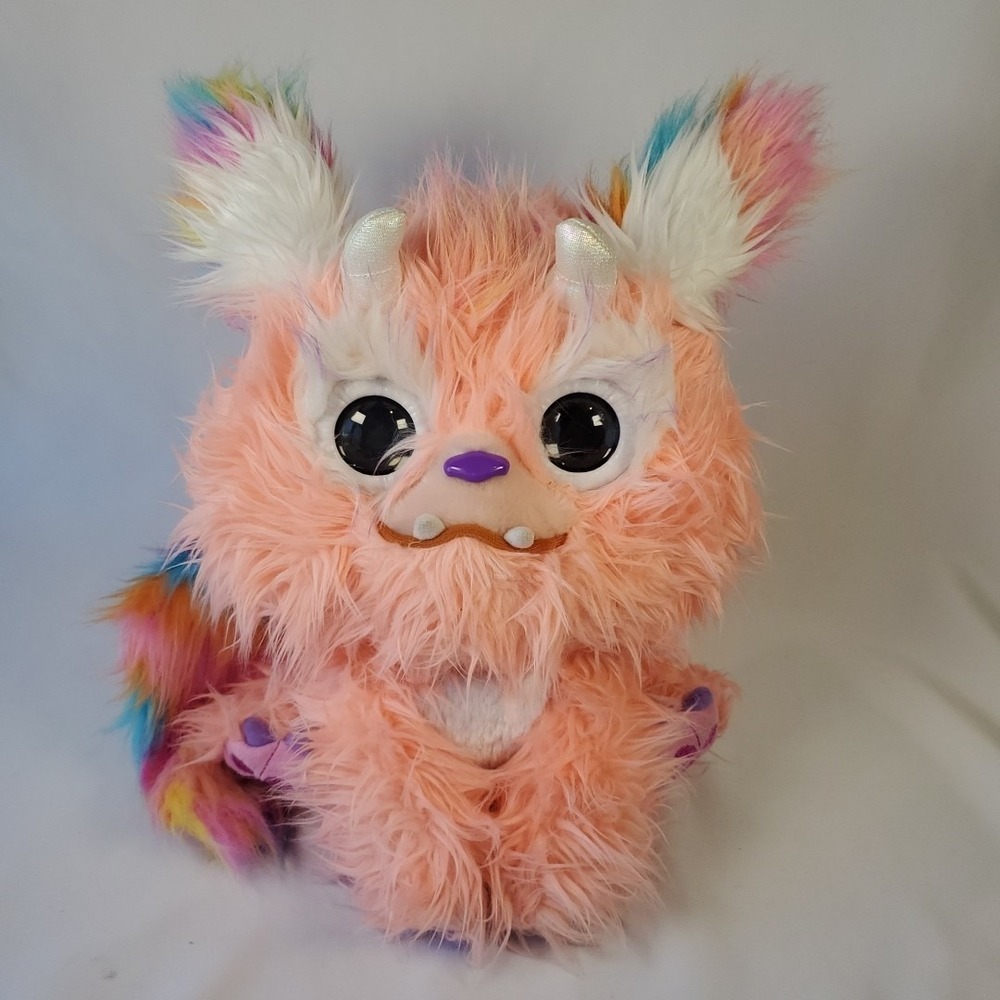 Furlings Yeti Plush Toy Cleo Interactive Stuffed Animal Giggles Growls Works